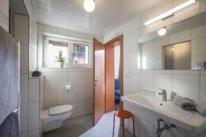 Pension_Sport_Mayr_Martin_Dorf_31_Soell_Zimmer_1_Bad